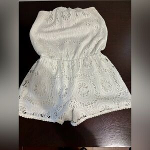 Lilly Pulitzer White Romper xs
